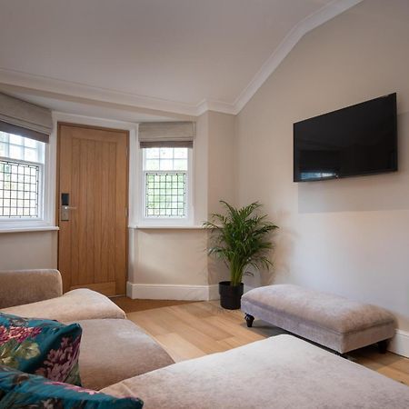 Rowton Hall Hotel And Spa Chester Bagian luar foto