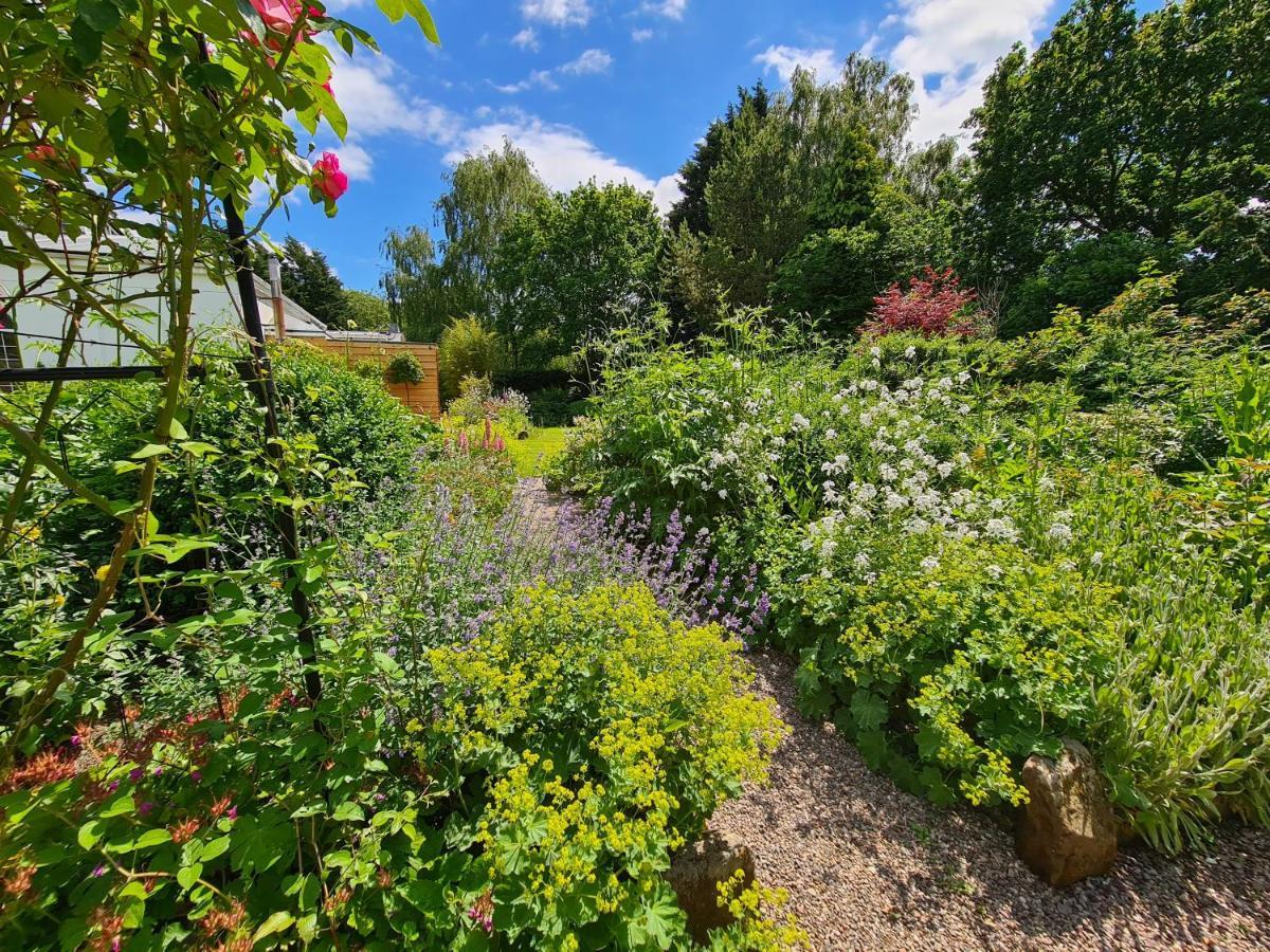 Rowton Hall Hotel And Spa Chester Bagian luar foto