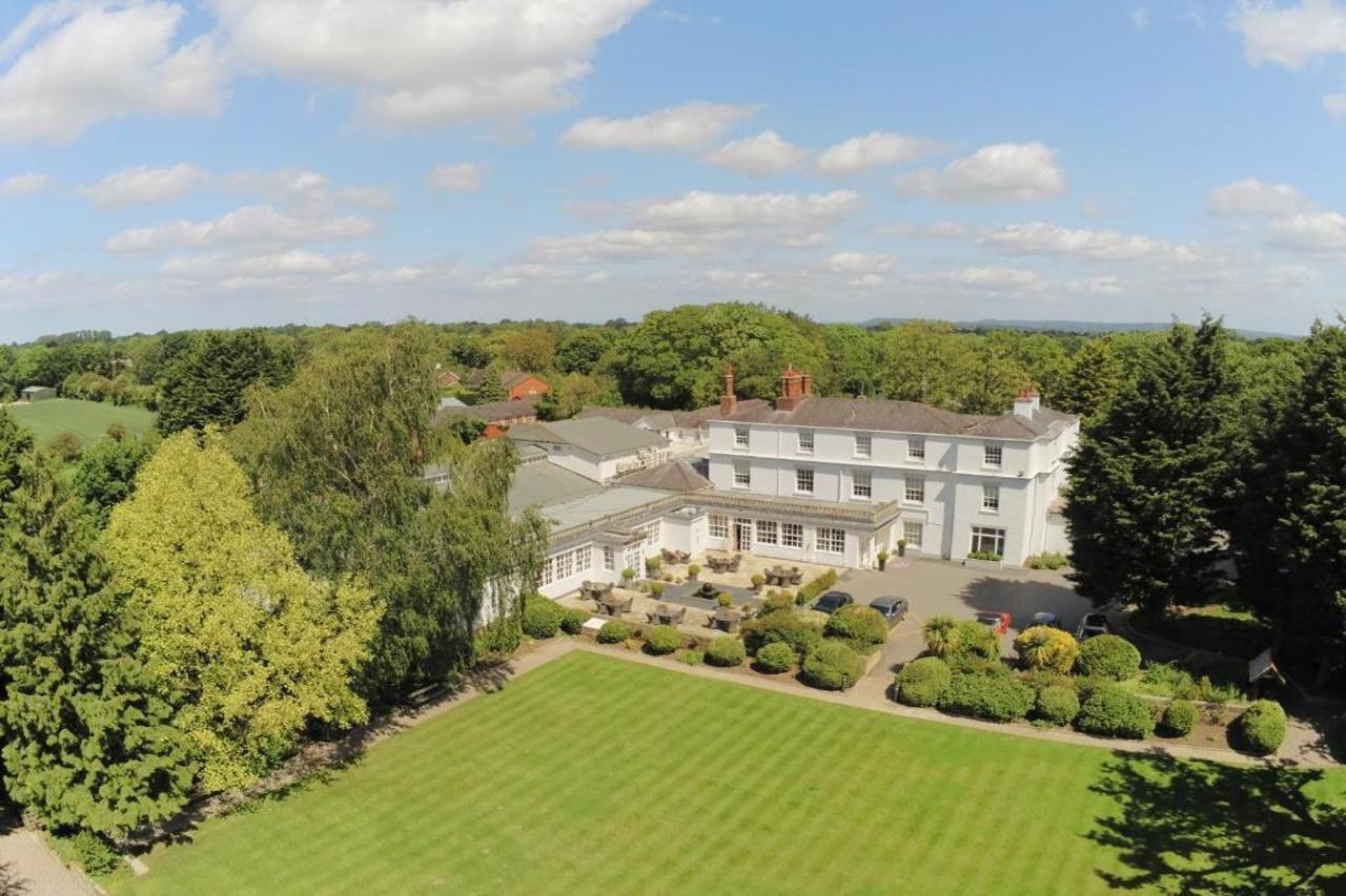 Rowton Hall Hotel And Spa Chester Bagian luar foto