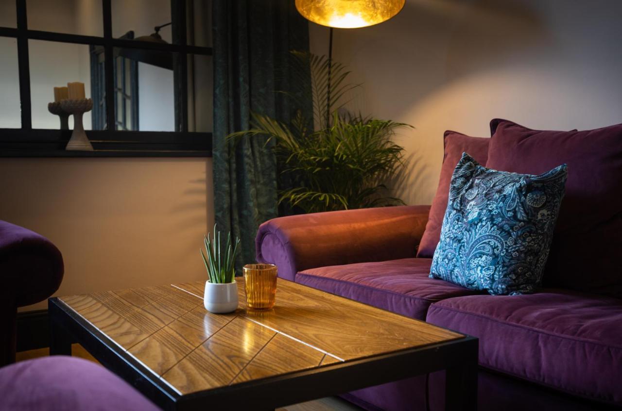 Rowton Hall Hotel And Spa Chester Bagian luar foto