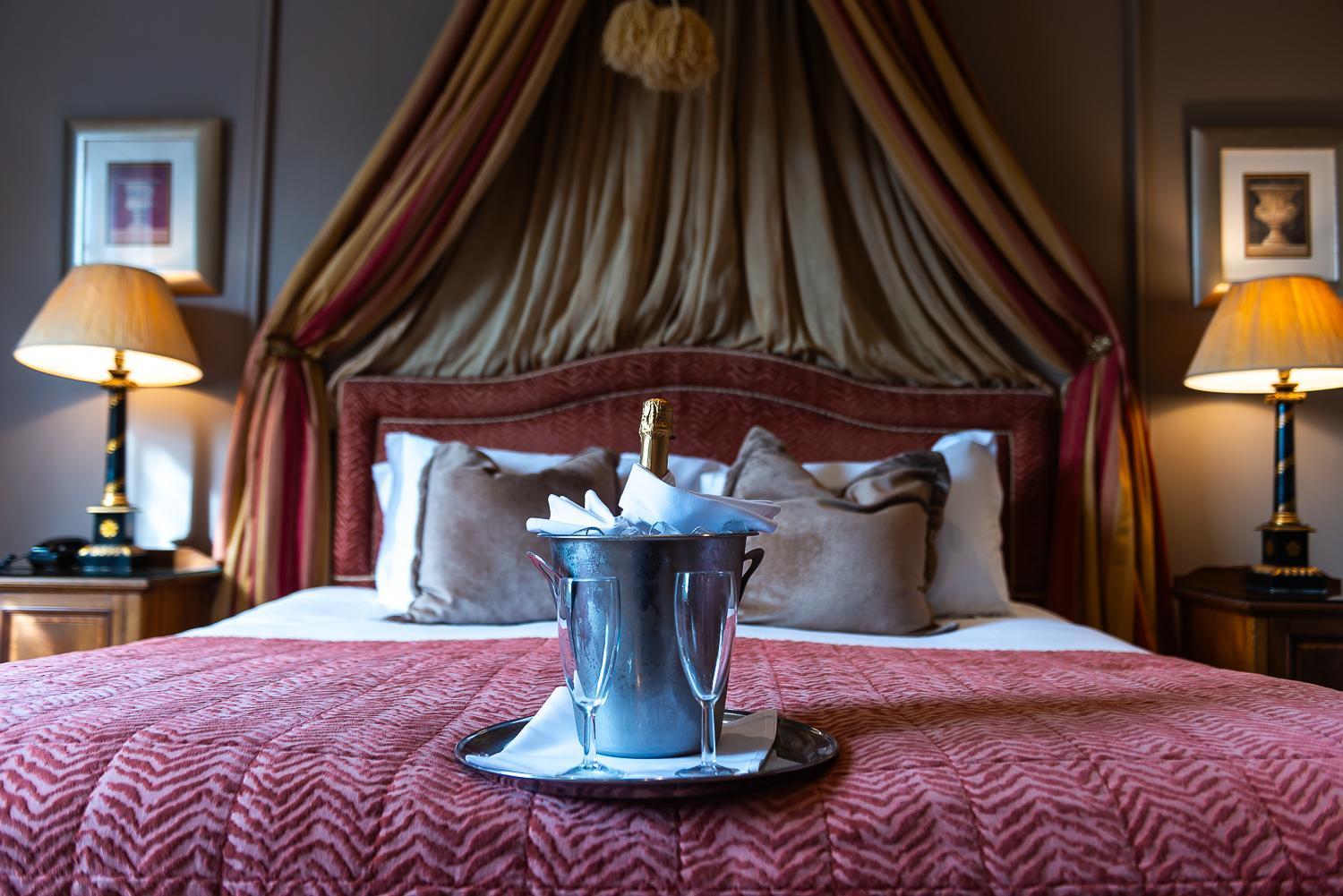 Rowton Hall Hotel And Spa Chester Bagian luar foto
