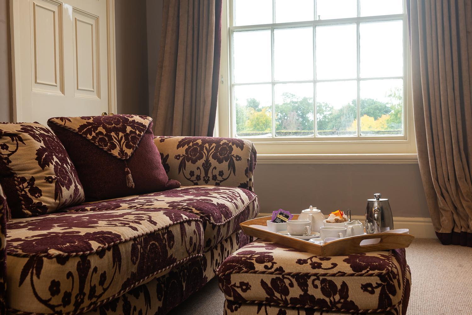 Rowton Hall Hotel And Spa Chester Bagian luar foto
