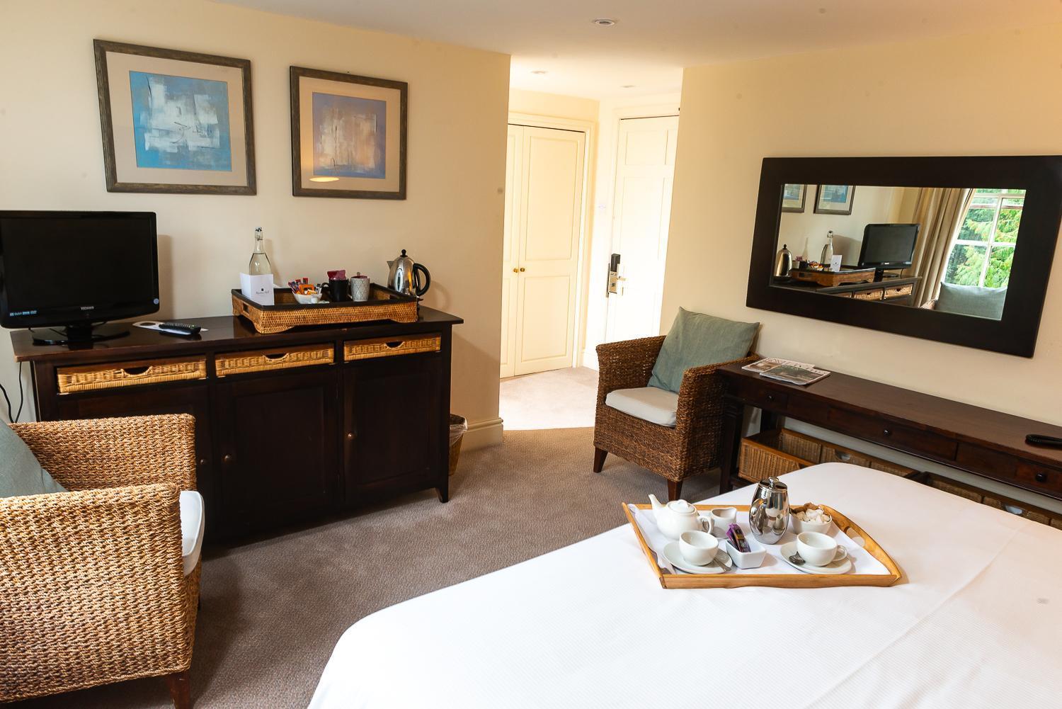 Rowton Hall Hotel And Spa Chester Bagian luar foto