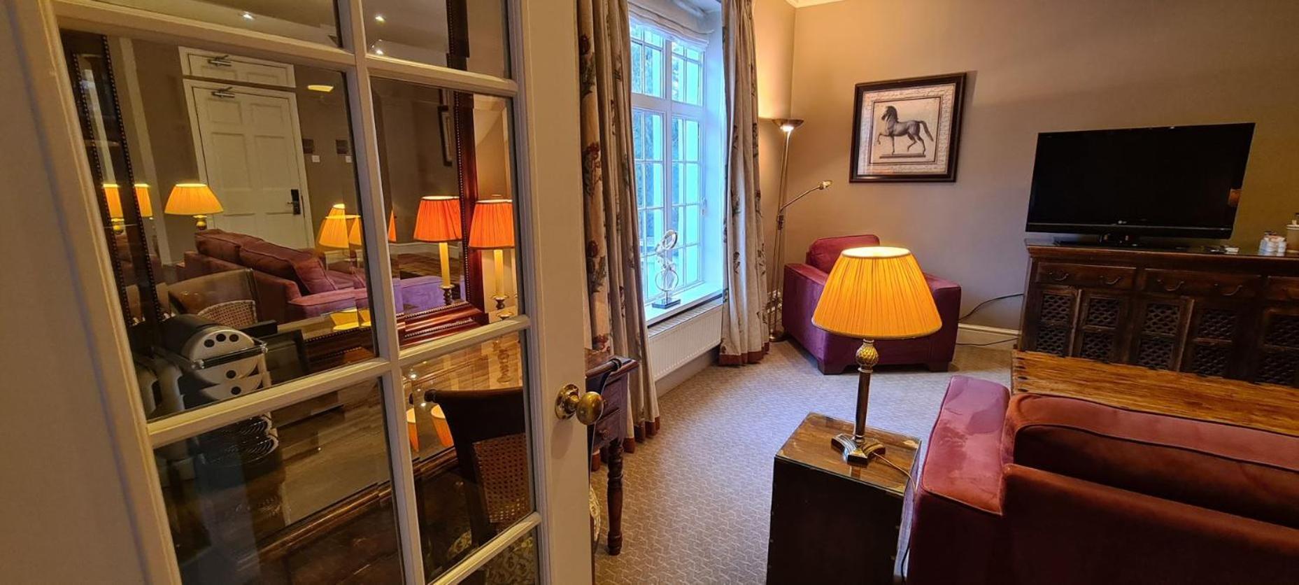 Rowton Hall Hotel And Spa Chester Bagian luar foto