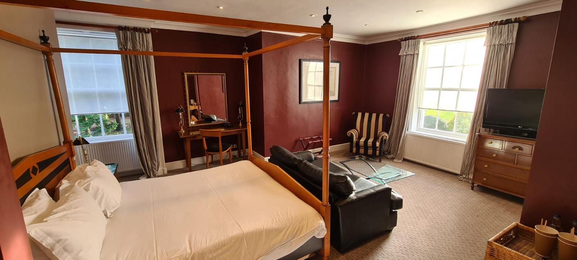 Rowton Hall Hotel And Spa Chester Bagian luar foto